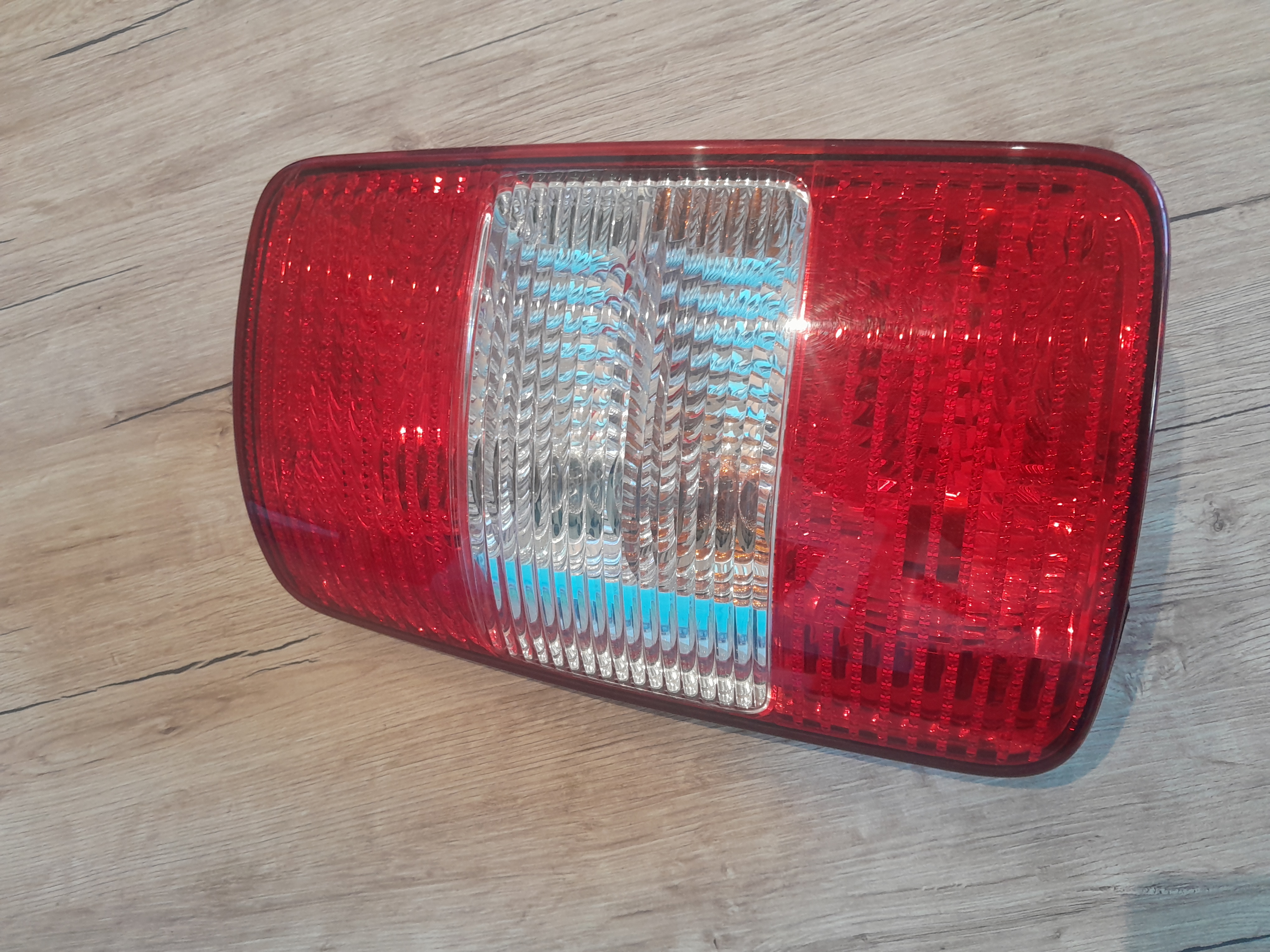 Vw Caddy 2k Rücklicht links 