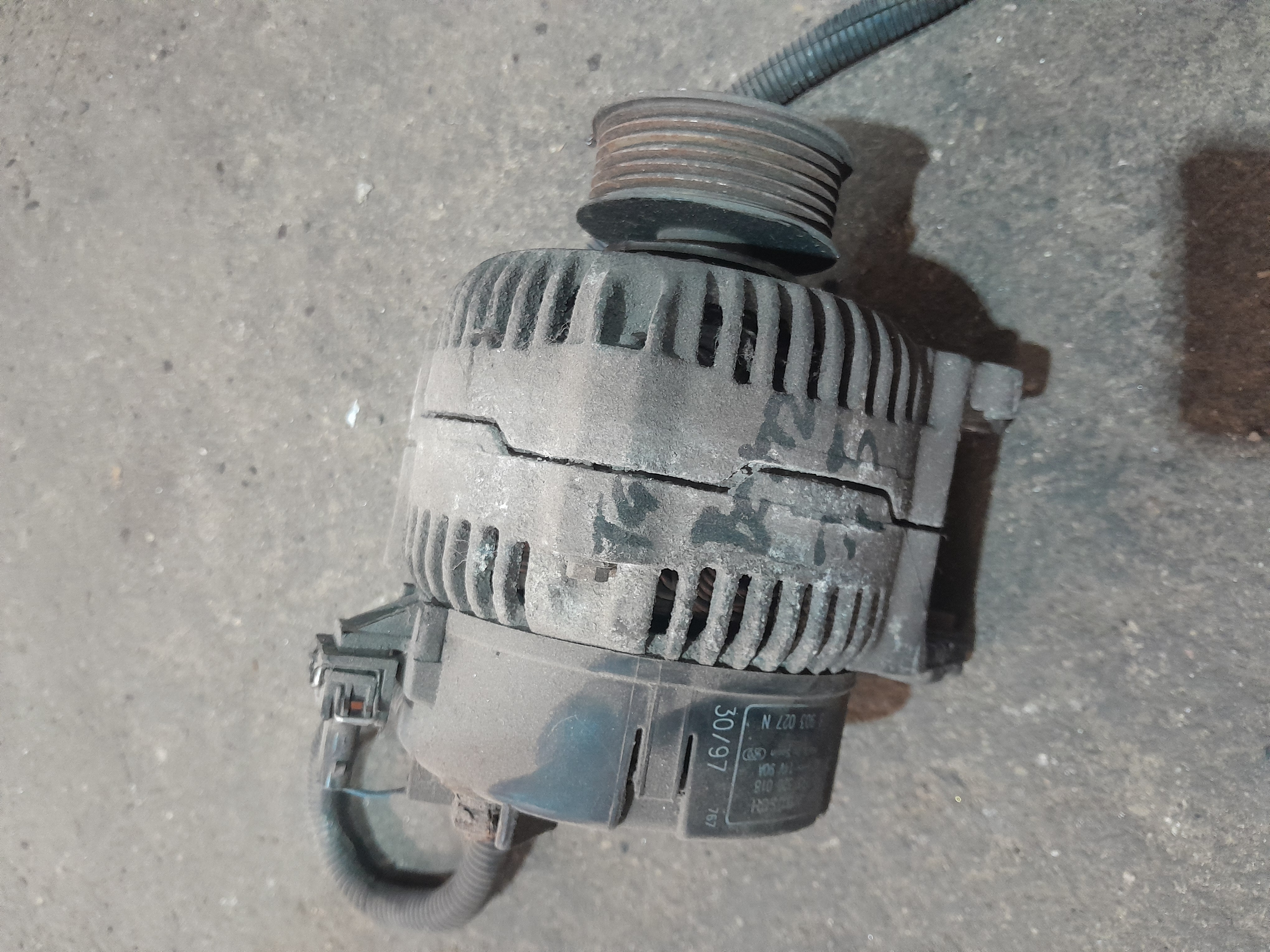 Vw T4 2,5 Benzin AET Lichtmaschine 