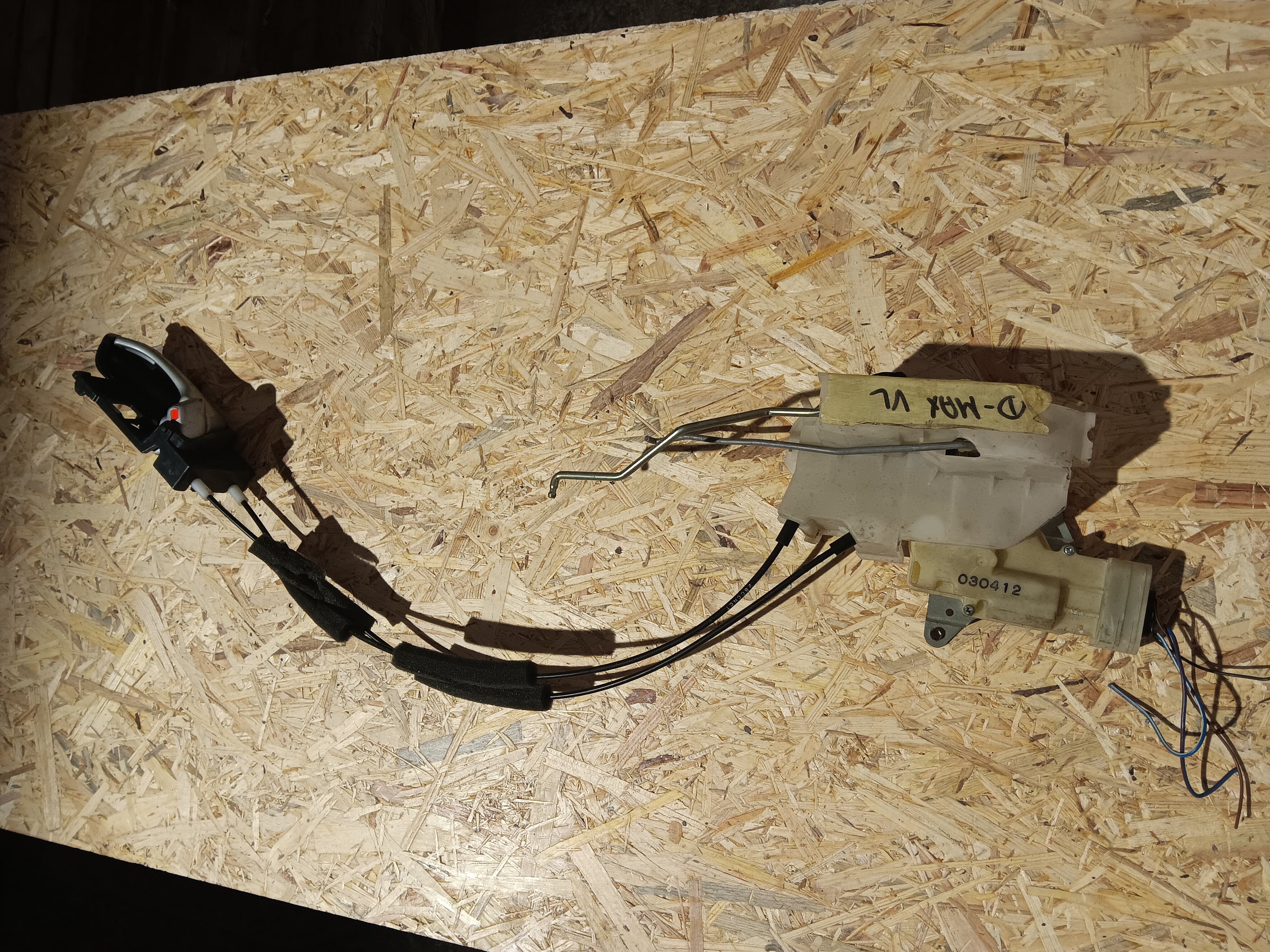 Stellmotoren für Türschloß ISUZU D- Max