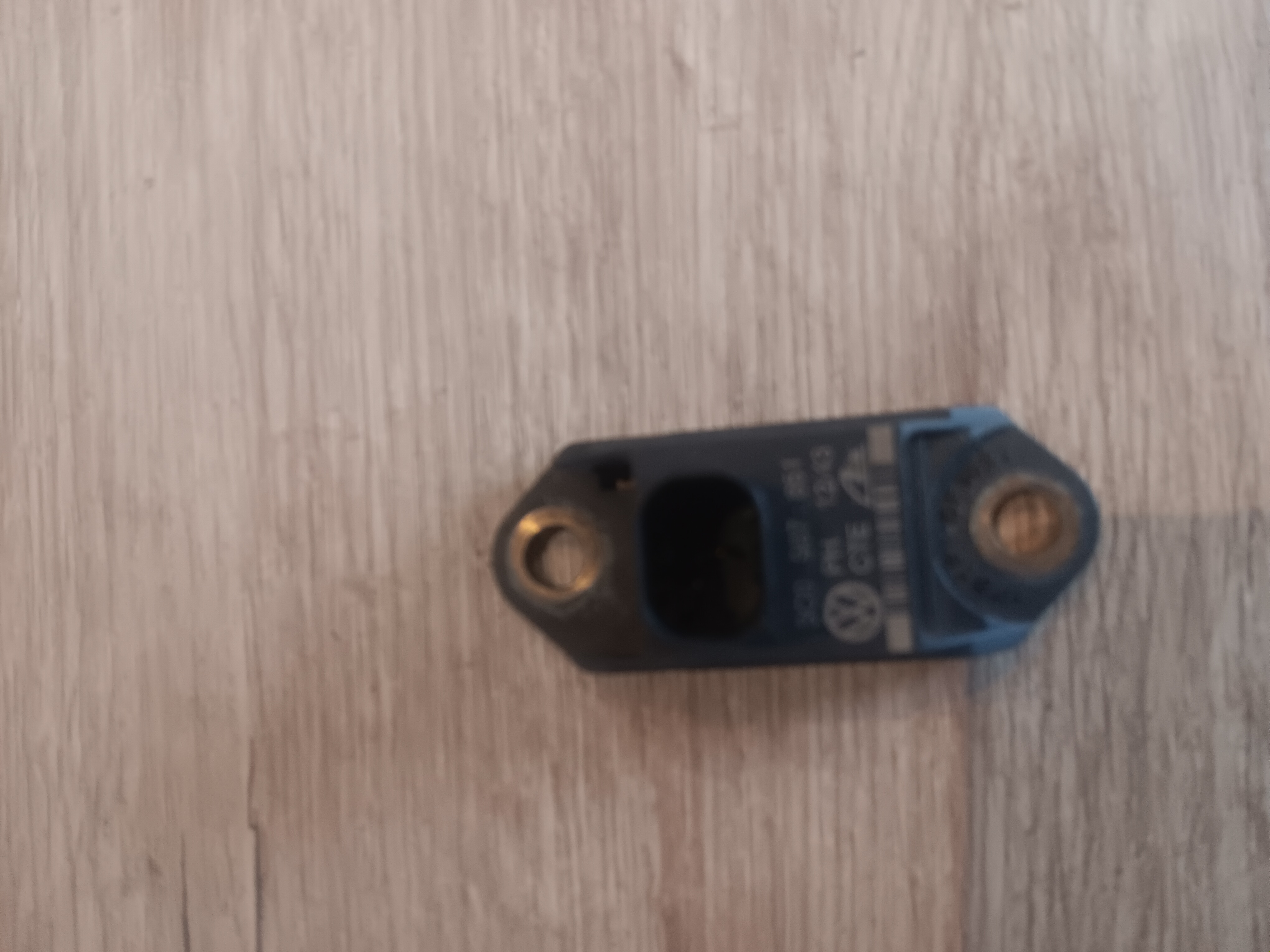 Beschleunigungs Sensor VW Passat CC